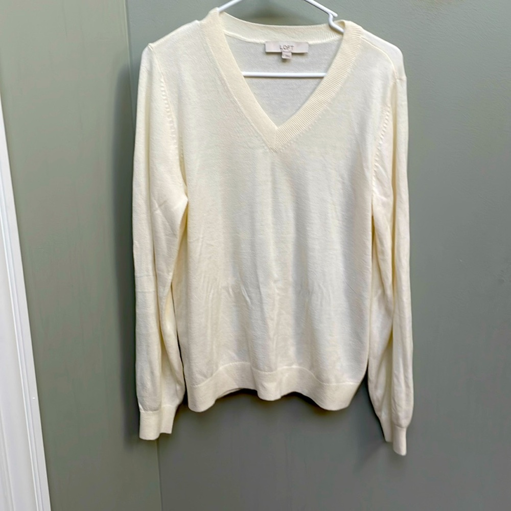 Size Large Loft cream sweater
